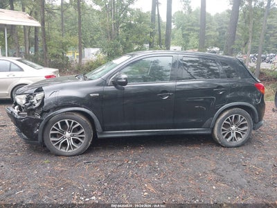 MITSUBISHI OUTLANDER SPORT