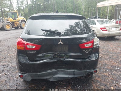 MITSUBISHI OUTLANDER SPORT