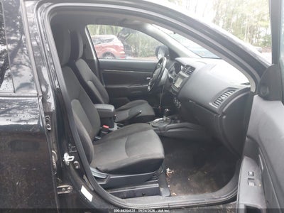MITSUBISHI OUTLANDER SPORT