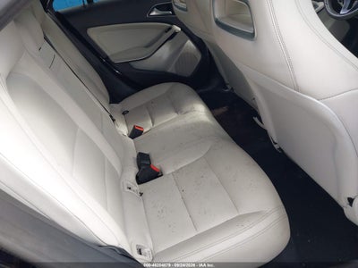 MERCEDES-BENZ CLA 250