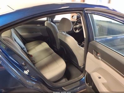 2019 HYUNDAI ELANTRA 8