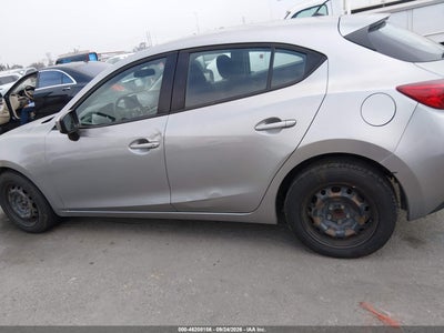 2015 MAZDA MAZDA3 14