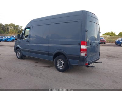 MERCEDES-BENZ SPRINTER 2500