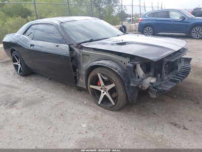 2012 DODGE CHALLENGER SRT8 392