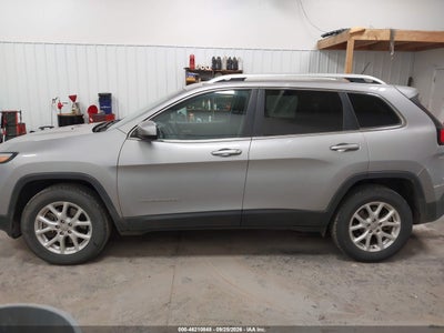 2018 JEEP CHEROKEE 14