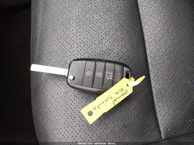 2016 KIA SORENTO 11