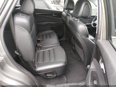 2016 KIA SORENTO 8