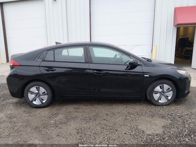 2018 HYUNDAI IONIQ HYBRID 18