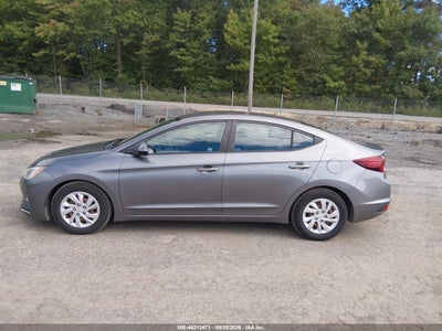 2019 HYUNDAI ELANTRA 17