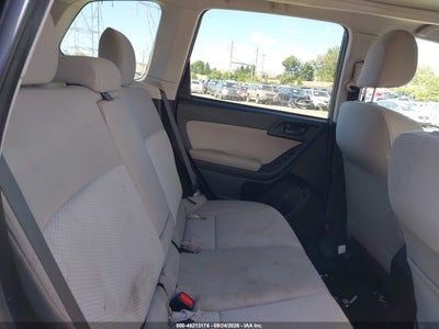 2016 SUBARU FORESTER 8