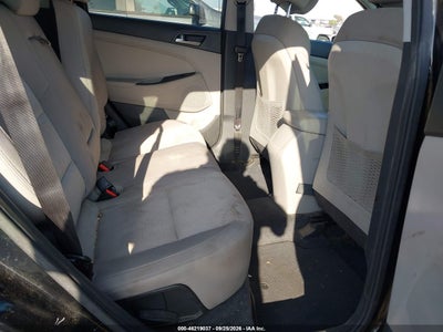 2016 HYUNDAI TUCSON 8