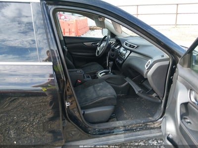 2016 NISSAN ROGUE 5