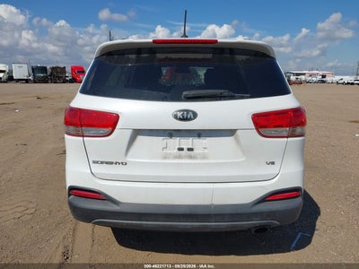 2017 KIA SORENTO 16