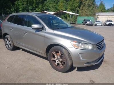 2014 Volvo XC60 T6 Premier Plus