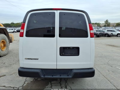 2019 CHEVROLET EXPRESS 3500 19