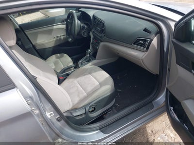 2017 HYUNDAI ELANTRA 5