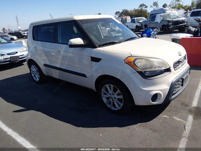 2013 KIA SOUL +
