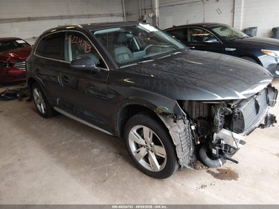 2018 Audi Q5 2.0T Premium/2.0T Tech Premium
