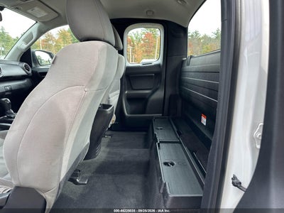 2016 TOYOTA TACOMA 8