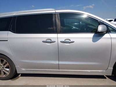 2016 KIA SEDONA 13