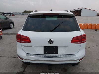 2017 VOLKSWAGEN TOUAREG 21