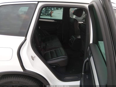 2017 VOLKSWAGEN TOUAREG 8