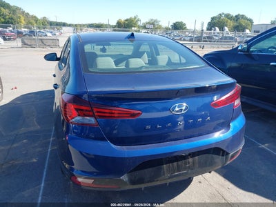 2020 HYUNDAI ELANTRA 16