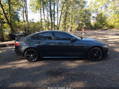 2017 JAGUAR XE 13
