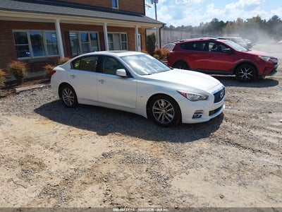 2015 Infiniti Q50 Premium