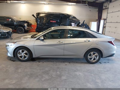 2021 HYUNDAI ELANTRA 17