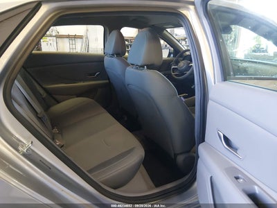 2021 HYUNDAI ELANTRA 8