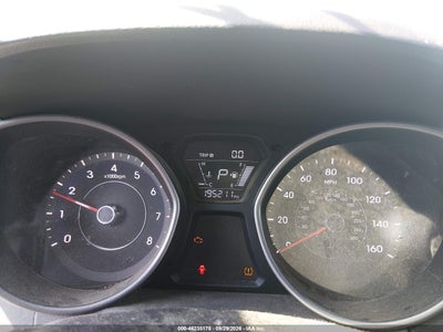 2014 HYUNDAI ELANTRA 7