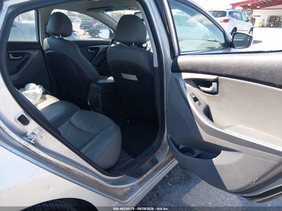 2014 HYUNDAI ELANTRA 8