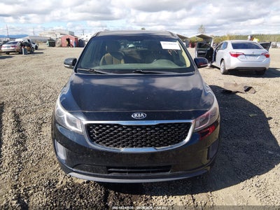 2017 KIA SEDONA 12