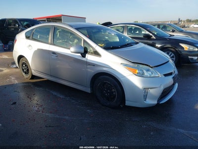2013 TOYOTA PRIUS TWO