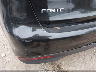 2017 KIA FORTE 17