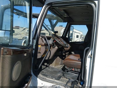 2015 VOLVO VN 7