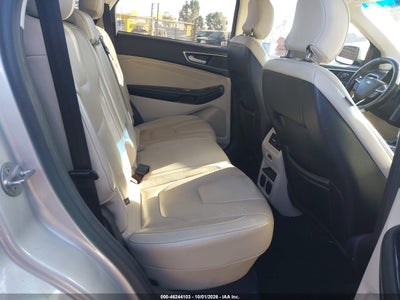 2016 FORD EDGE 8