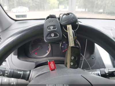 2014 HYUNDAI ACCENT 11