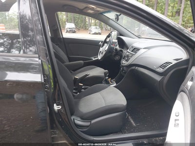 2014 HYUNDAI ACCENT 5