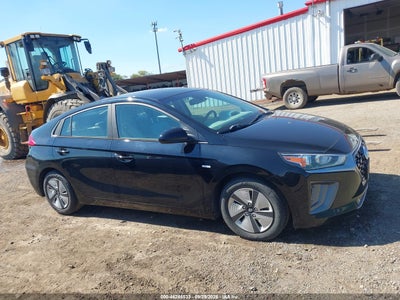 2020 HYUNDAI IONIQ HYBRID 13