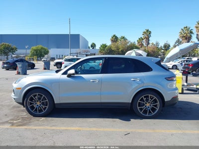 2021 PORSCHE CAYENNE 14