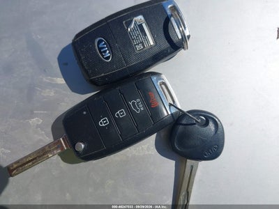 2016 KIA SOUL 11