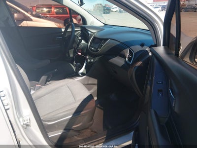 2017 CHEVROLET TRAX 5
