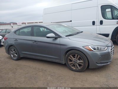 2017 HYUNDAI ELANTRA 13