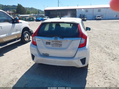 2015 HONDA FIT 16