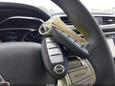 2016 NISSAN ROGUE 11