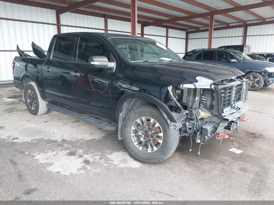 2024 Nissan Titan PRO-4X 4X4