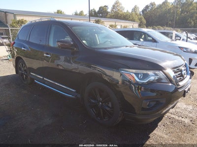 2017 Nissan Pathfinder Platinum