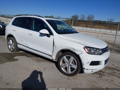 2013 Volkswagen Touareg VR6 LUX